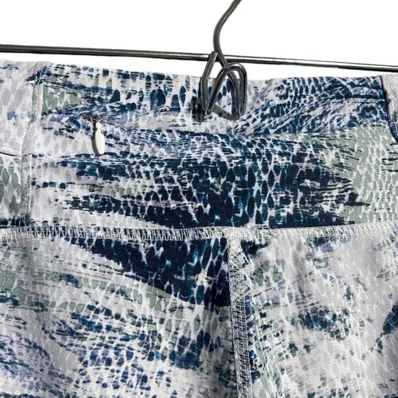 Fabletics blue and green print cropped leggings - Women's XS - Picture 4 of 7